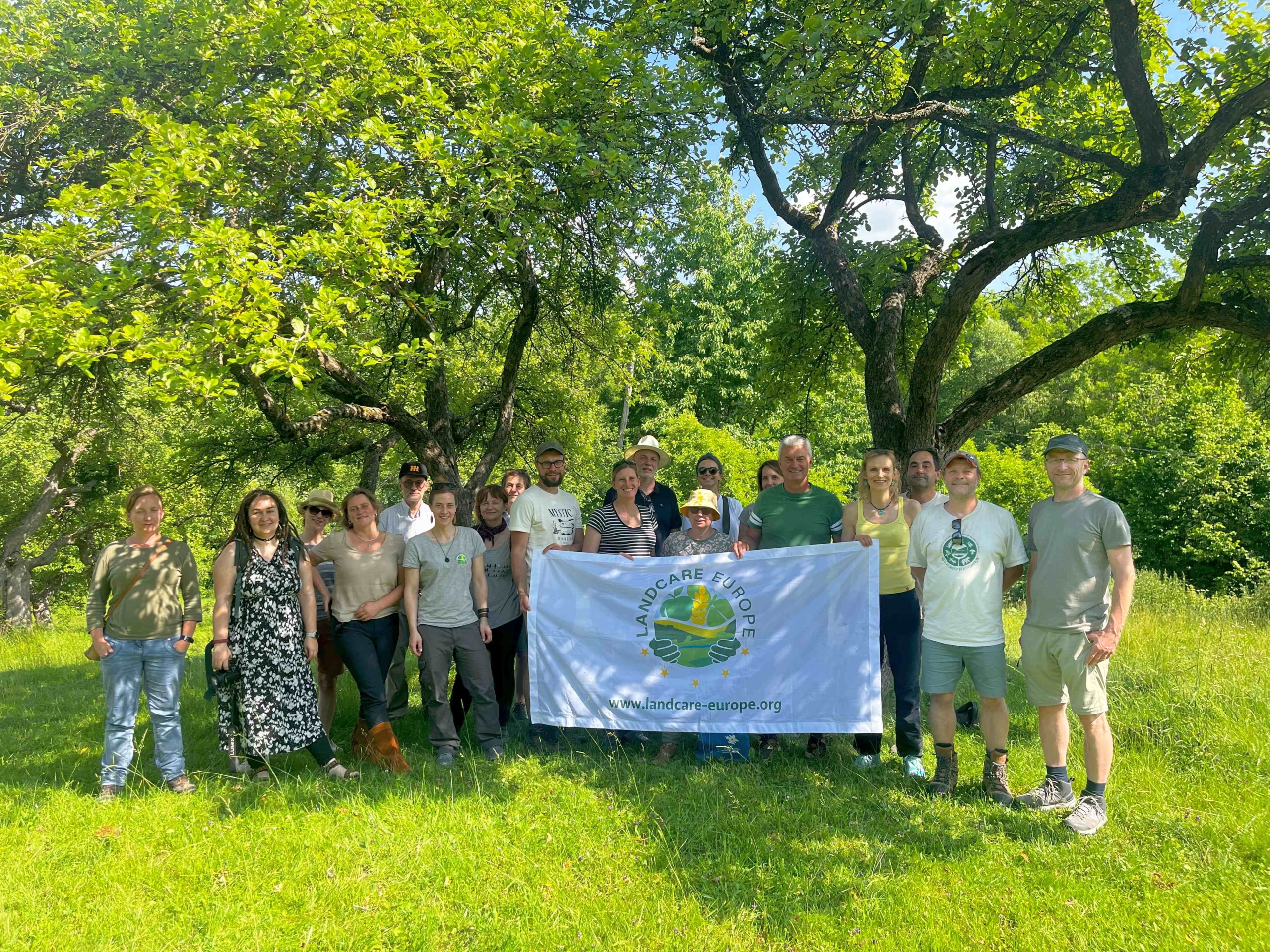 Abbildung 17: Teilnehmer:innen des Landcare Europe Workshops und der Exkursion in Transsilvanien, Rumänien.